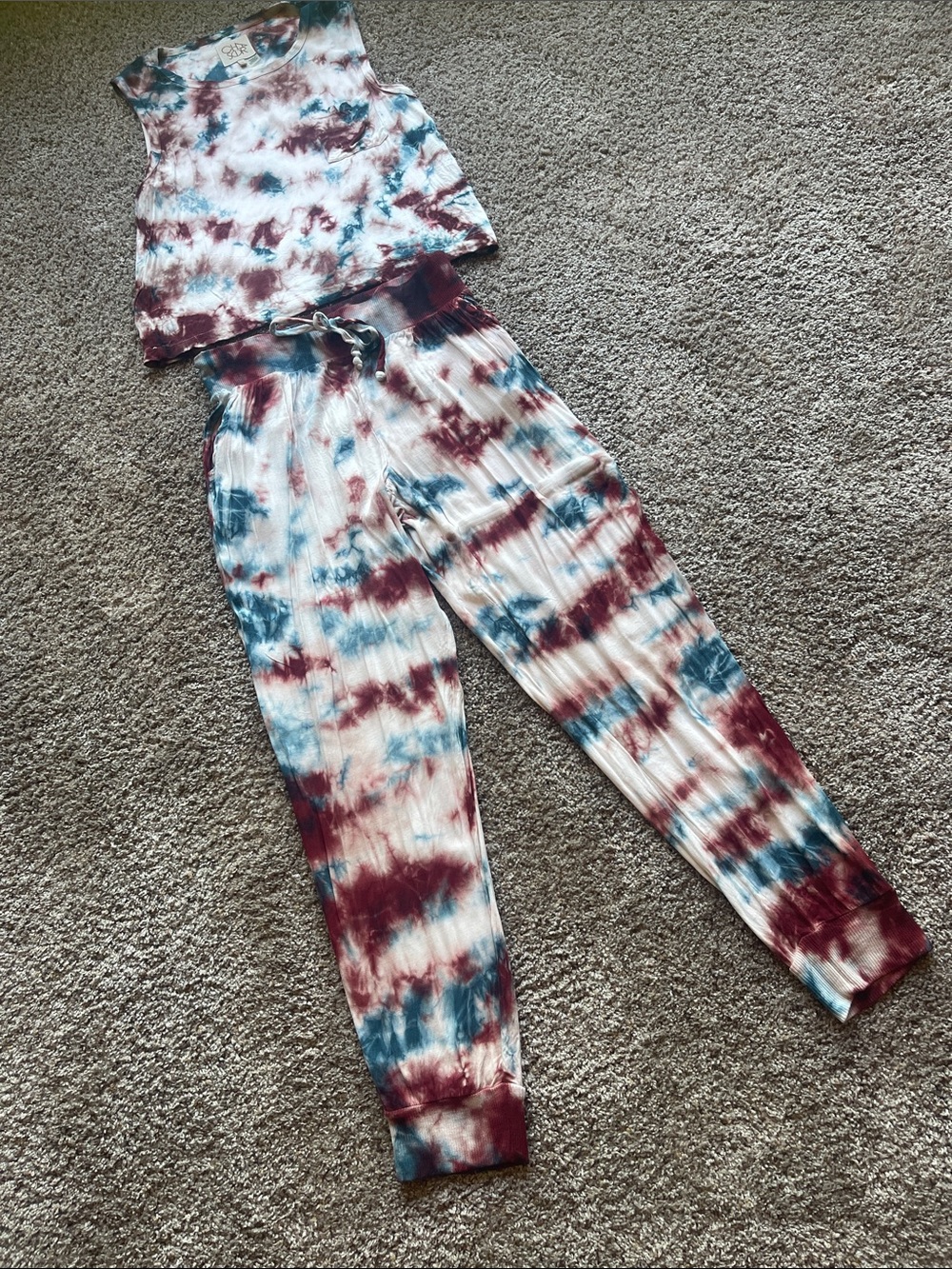 CH⭐️SER. Tie-Dye Two-Piece Lounge Set in Burgundy & Teal SMALL NWOT